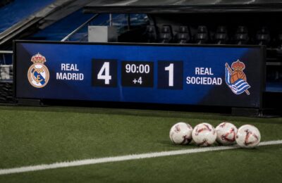 Kylian Mbappe a înscris un hat-trick în victoria Realului cu 4-1 la revenirea lui Jose Mourinho pe Bernabeu