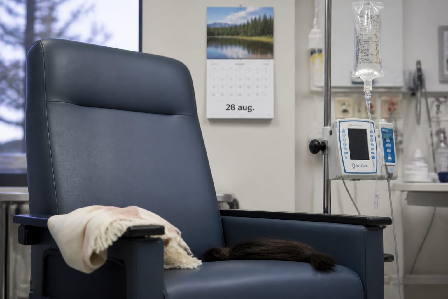 Modelul Alina Pușcău s-a tuns scurt din cauza tratamentului împotriva cancerului
