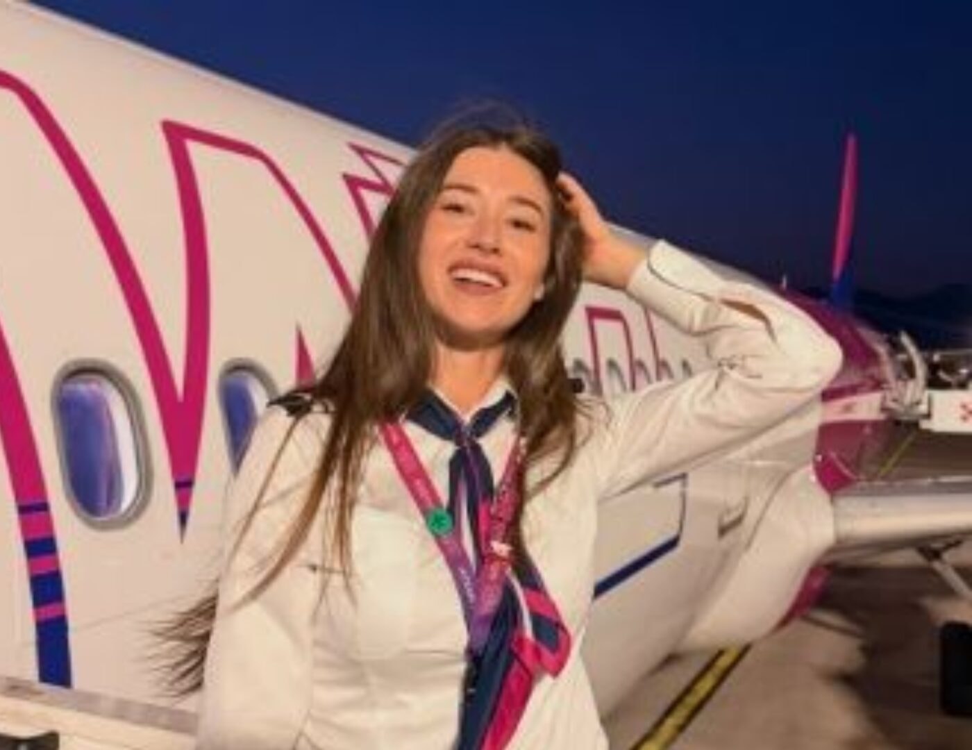 O fostă gimnastă cu 68 de medalii a zburat 300.000 de kilometri într-un an ca pilot de avion