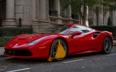 Un Ferrari de 4,3 milioane de euro a fost confiscat la Londra la doar 20 de minute după ce a ieșit pe șosea