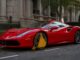 Un Ferrari de 4,3 milioane de euro a fost confiscat la Londra la doar 20 de minute după ce a ieșit pe șosea