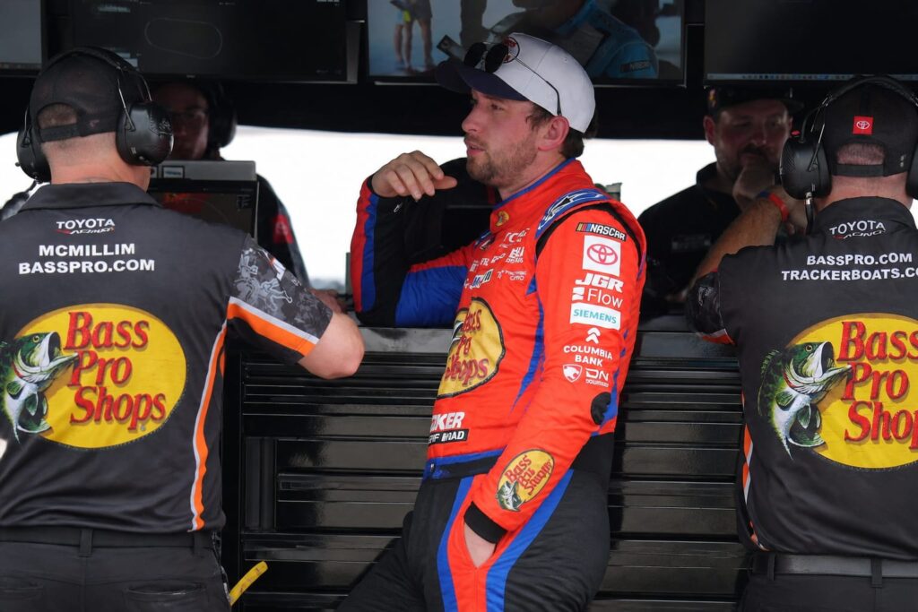 Chase Briscoe a lovit zidul și a ratat șansa la victorie la Kansas, dar încă speră la titlu