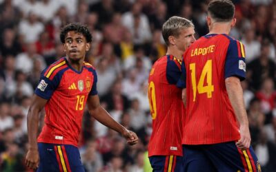 Spania a revenit de la 1-2 și a învins Anglia cu 3-2, ajungând la 39 de meciuri fără eșec