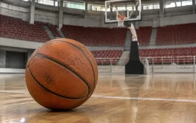 Fenerbahce a învins Olympiacos cu 64-61 în EuroLeague, după ce a fost condusă cu 16 puncte