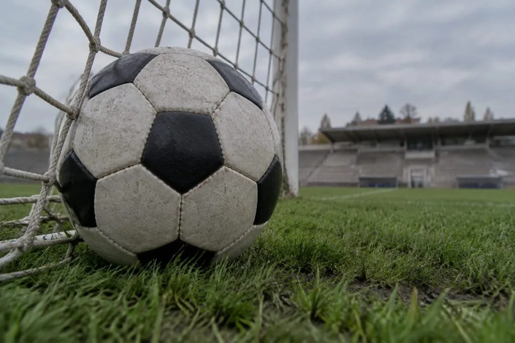 Banii pentru transferul lui Ianis Stoica ar putea ajunge la Ștefan Băcilă, fost acționar la Hermannstadt